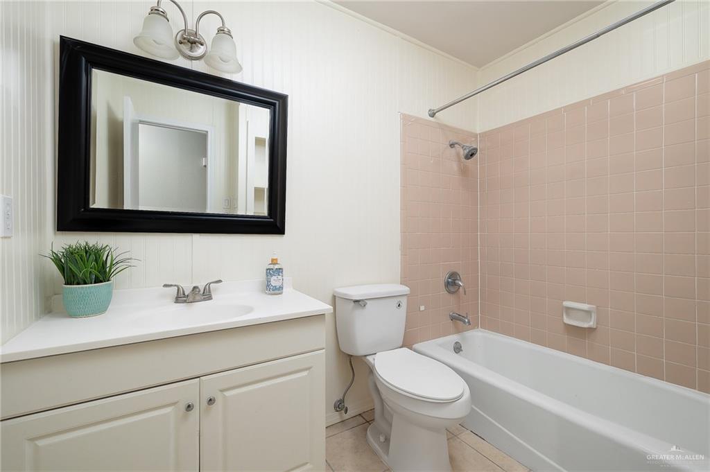 1102 Cardinal Avenue McAllen, TX 78504 - Photo 10 of 11