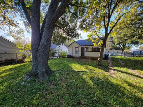 $1,650 | 1113 San Jacinto Street, Rosenberg, TX 77471