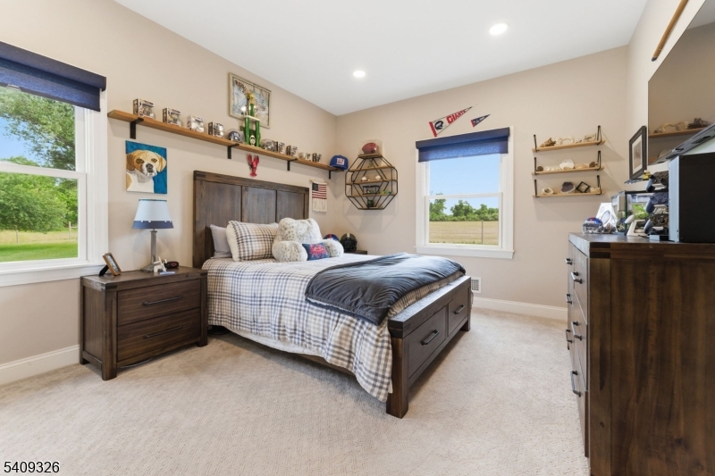 16 Wolverton Road Pittstown, NJ 08867 - Photo 34 of 50