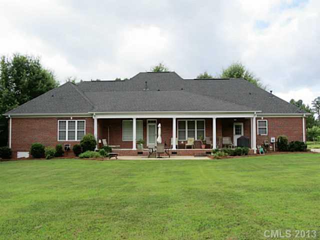 1812 Riva Ridge Court York, SC 29745 - Photo 2 of 16 Gallery Image 2