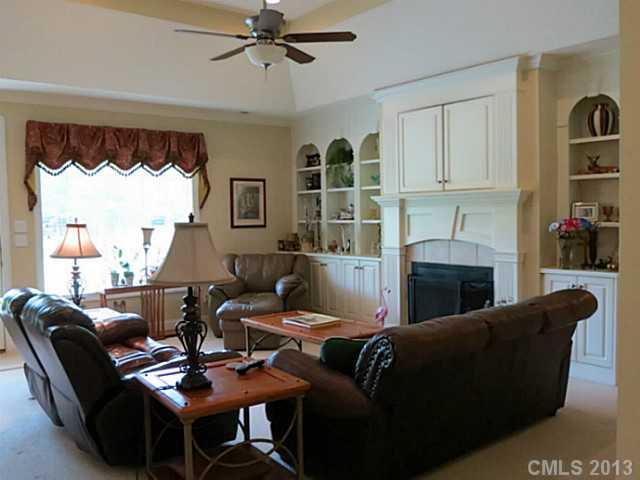 1812 Riva Ridge Court York, SC 29745 - Photo 4 of 16 Gallery Image 4