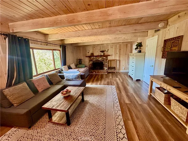 $2,650 | 32415 Scandia Drive, Running Springs, CA 92382