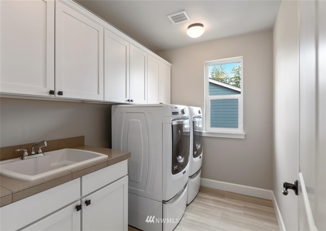 19207 111th Place Northeast Bothell, WA 98011 - Photo 28 of 37 Gallery Image 28