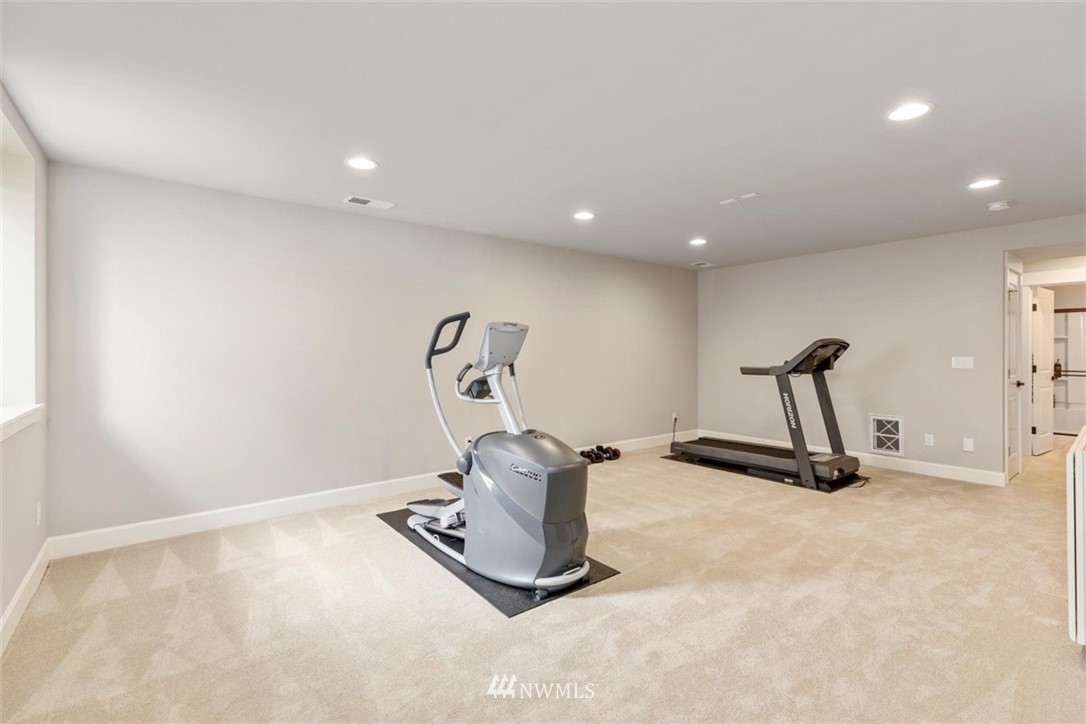 19207 111th Place Northeast Bothell, WA 98011 - Photo 29 of 37 Gallery Image 29