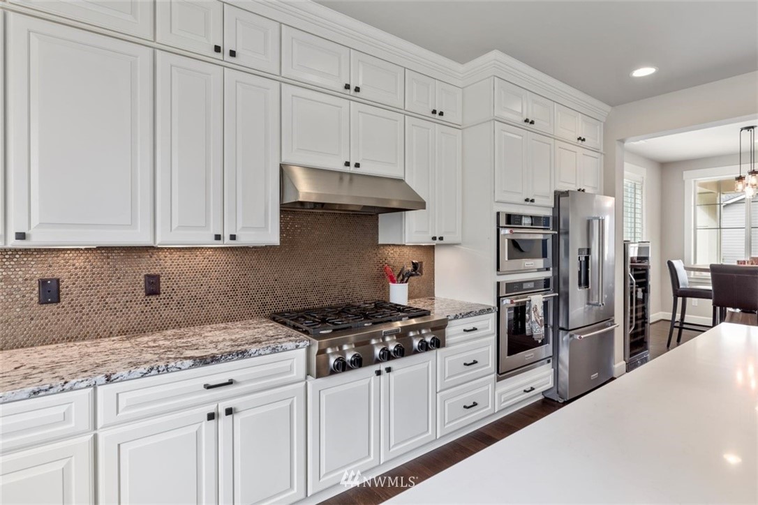 19207 111th Place Northeast Bothell, WA 98011 - Photo 5 of 37 Gallery Image 5