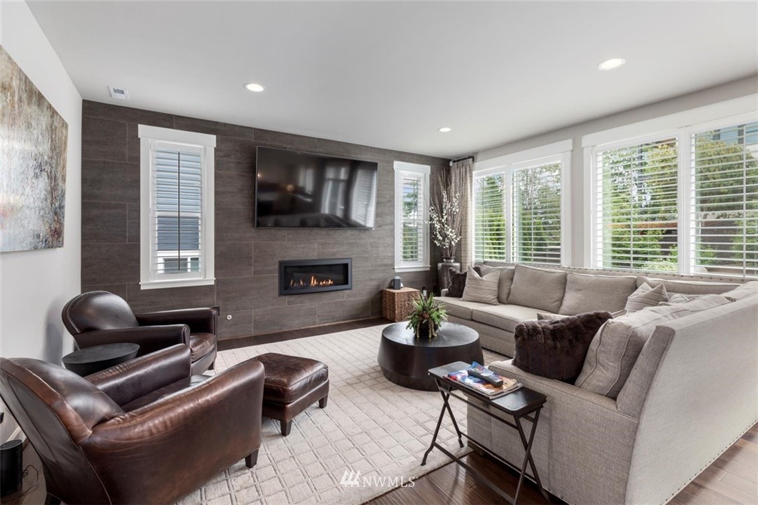 19207 111th Place Northeast Bothell, WA 98011 - Photo 10 of 37 Gallery Image 10