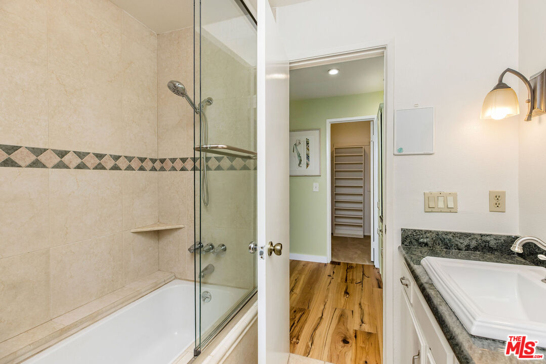 8828 Pershing Drive, Unit 112 Playa del Rey, CA 90293 - Photo 19 of 33