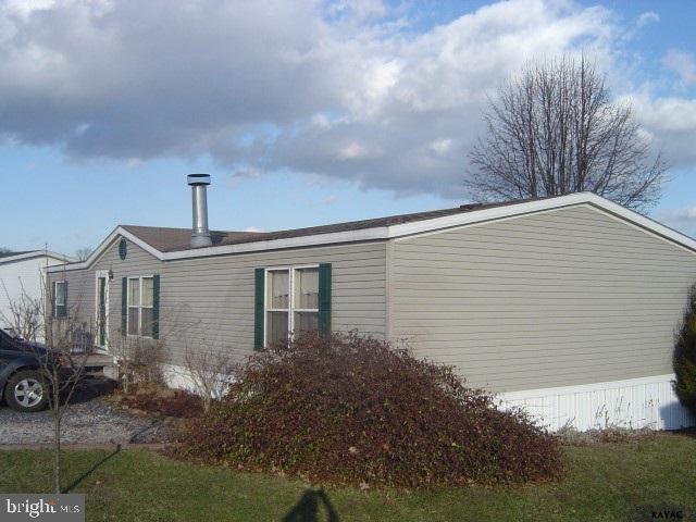 1760 Shrivers Corner Road, Unit 174 Gettysburg, PA 17325 - Photo 3 of 26