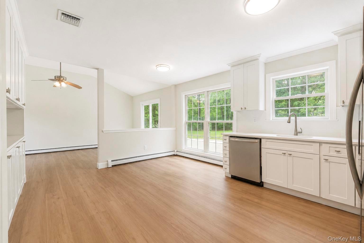11 Bates Lane Ridge, NY 11961 - Photo 15 of 38 Gallery Image 15