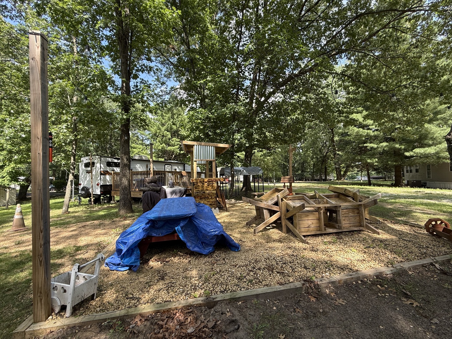 5-464 Woodhaven Lakes Sublette, IL 61367 - Photo 3 of 48 a backyard of a house with barbeque oven