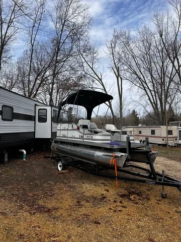 $75,000 | 5-464 Woodhaven Lakes, Sublette, IL 61367