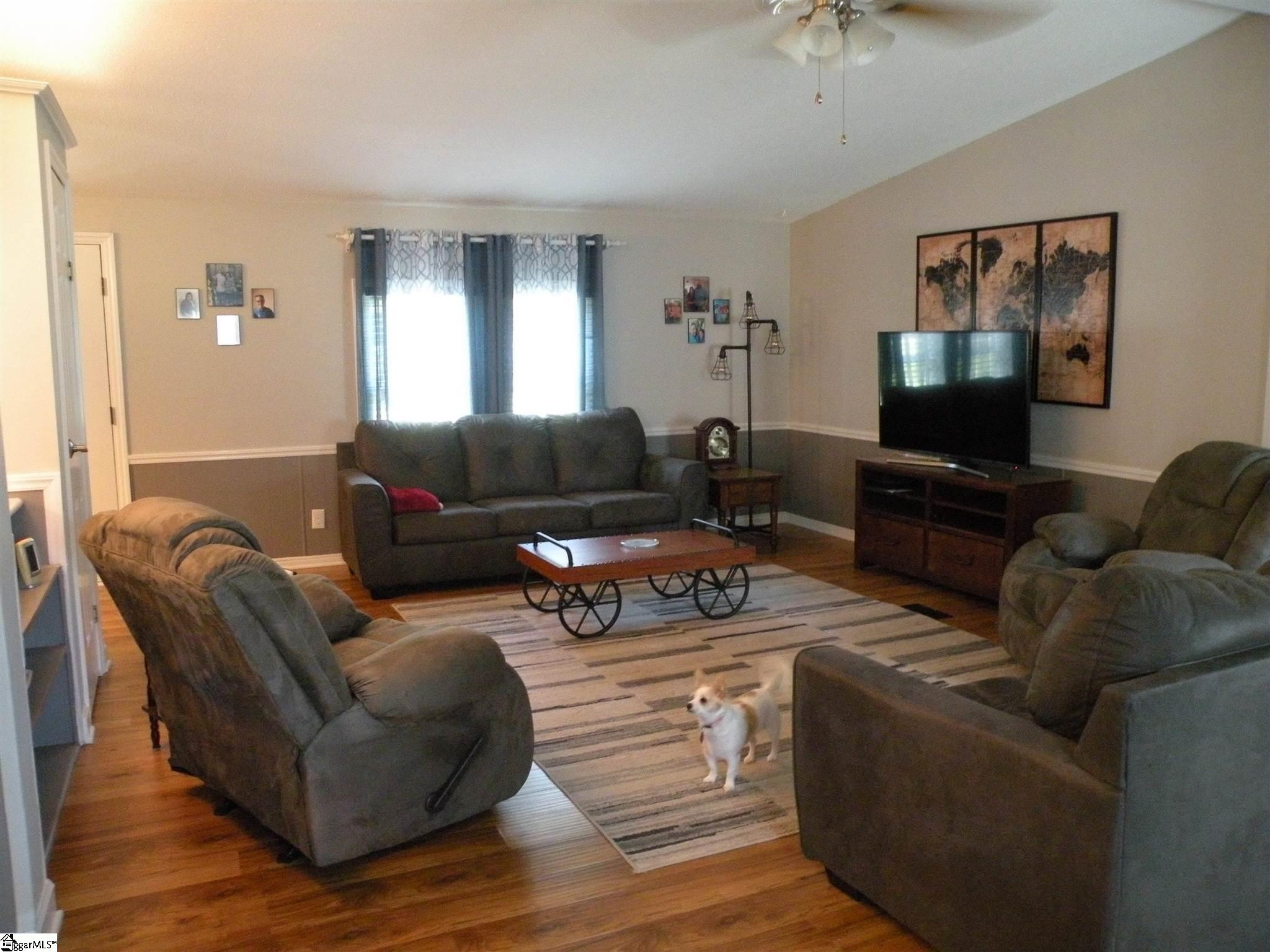 307 Milacron Drive Fountain Inn, SC 29644 - Photo 11 of 26