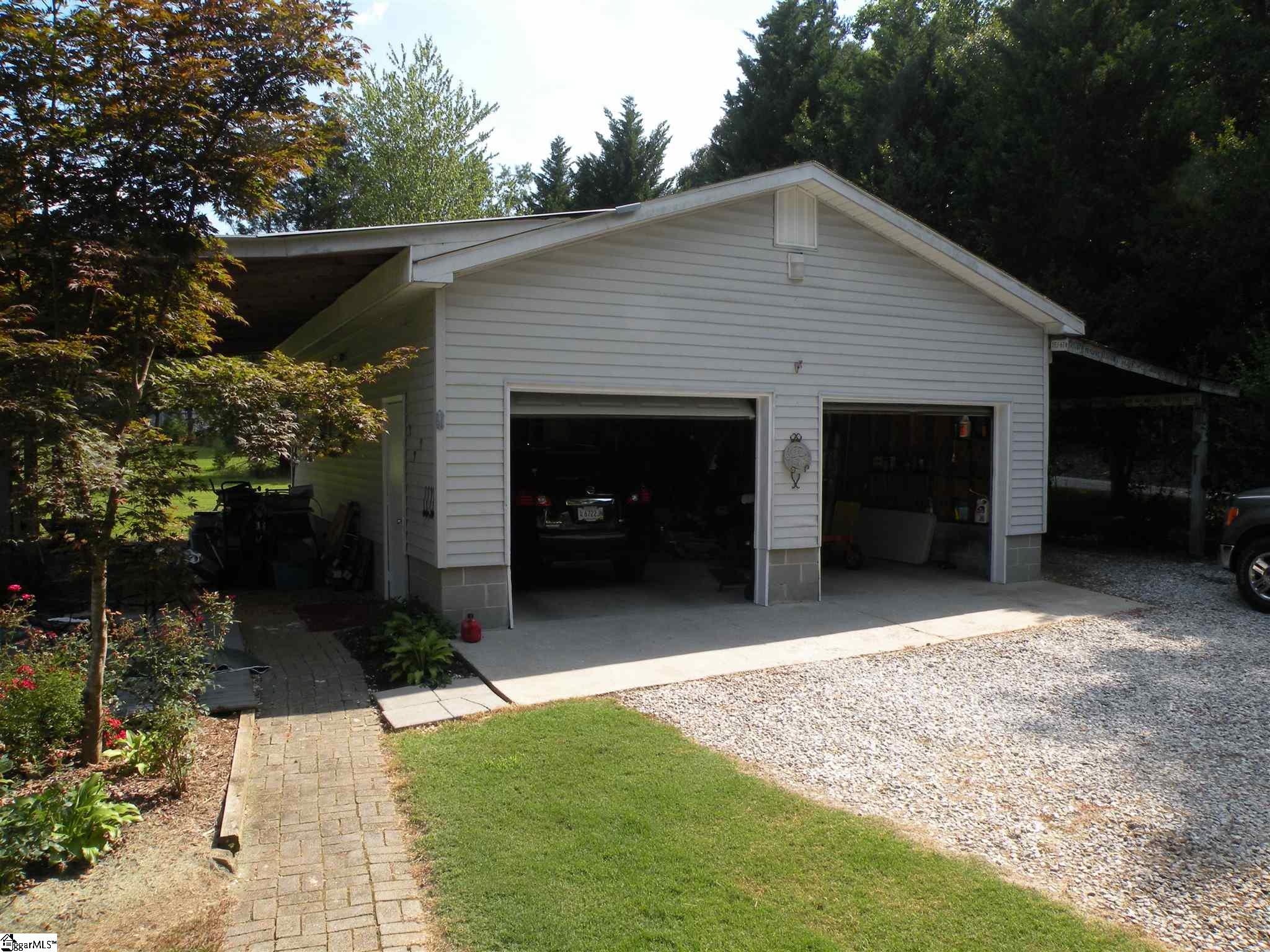 307 Milacron Drive Fountain Inn, SC 29644 - Photo 15 of 26
