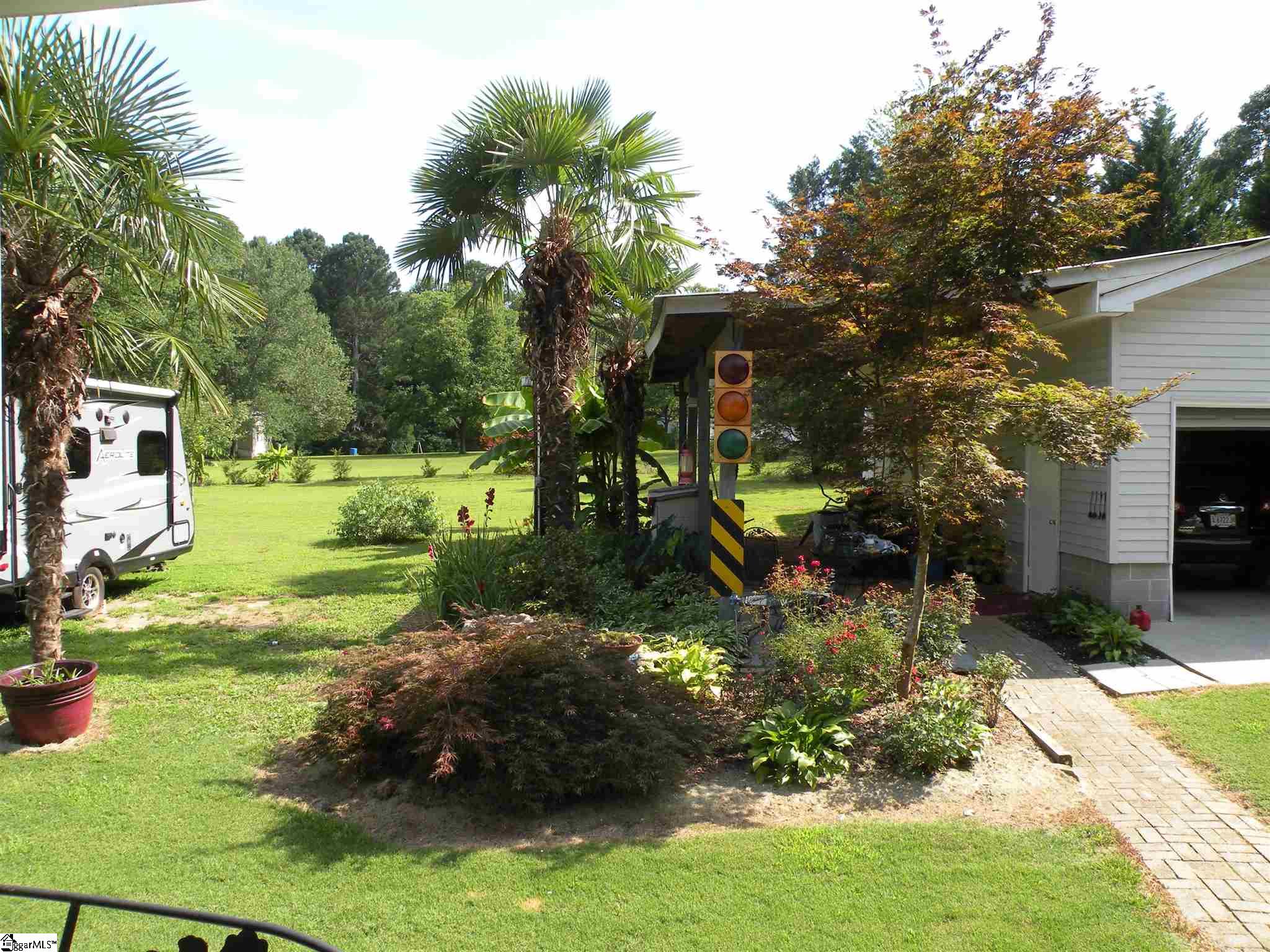 307 Milacron Drive Fountain Inn, SC 29644 - Photo 19 of 26