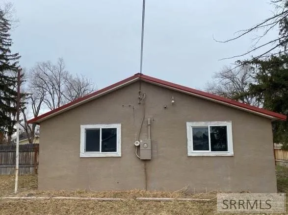 $220,000 | 2862 East 671 North, Roberts, ID 83444