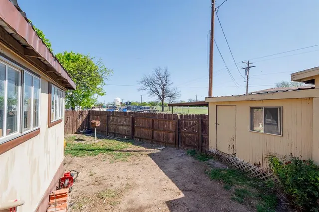 $55,000 | 1007 Highway 84, Coleman, TX 76834