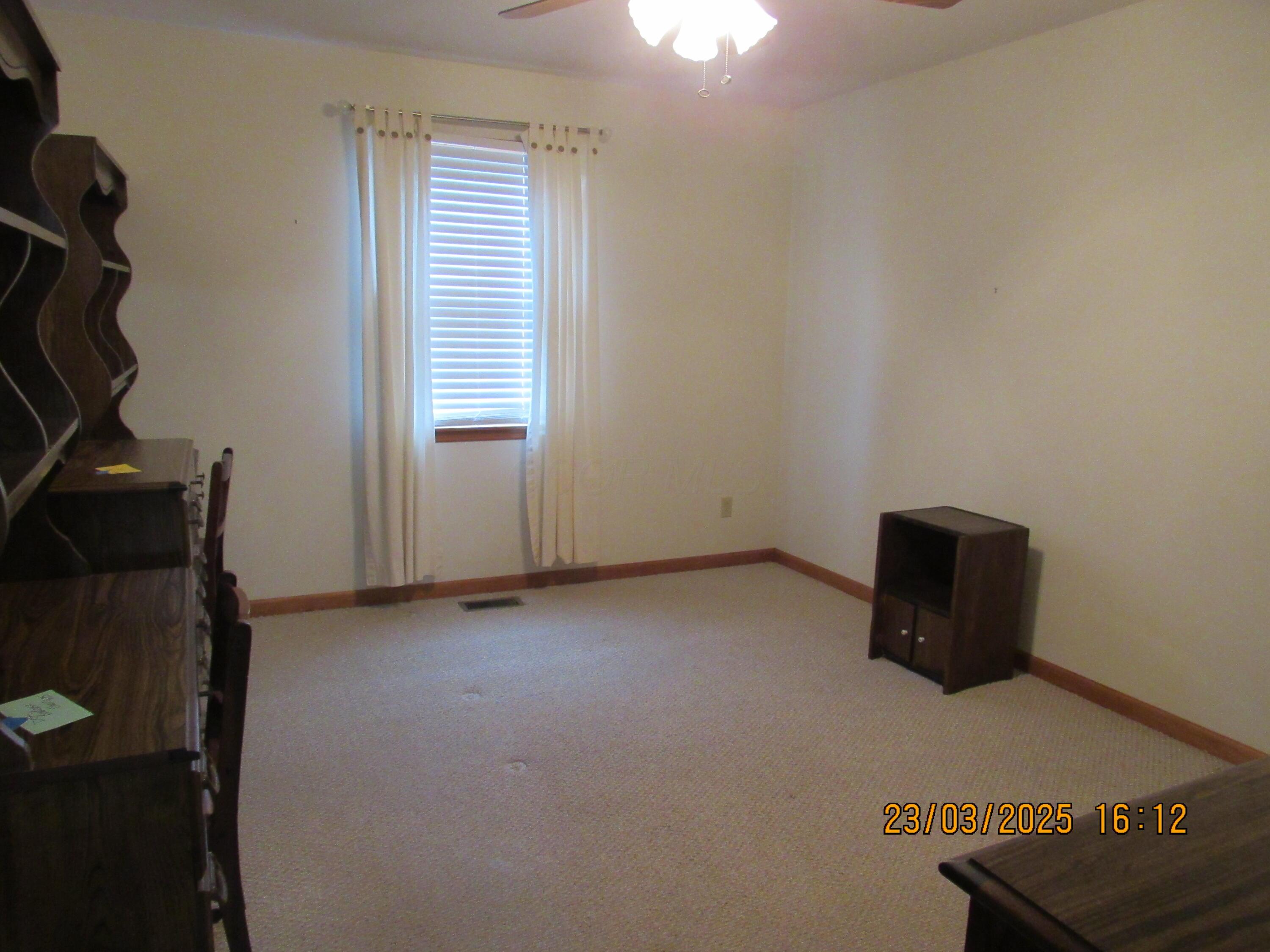 411 Chatham Road Circleville, OH 43113 - Photo 16 of 19 IMG_1257