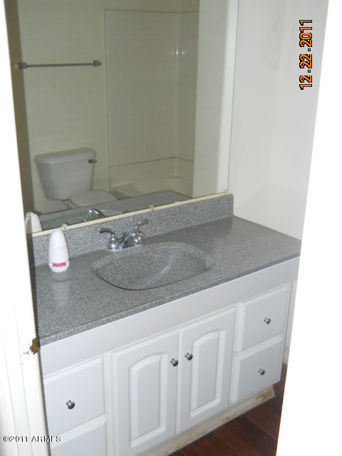 19936 West Dunlap Road Buckeye, AZ 85326 - Photo 16 of 20 Bathroom