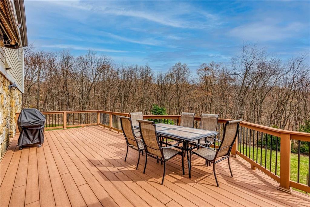 415 Markman Park Road Baden, PA 15005 - Photo 5 of 25 Gallery Image 5