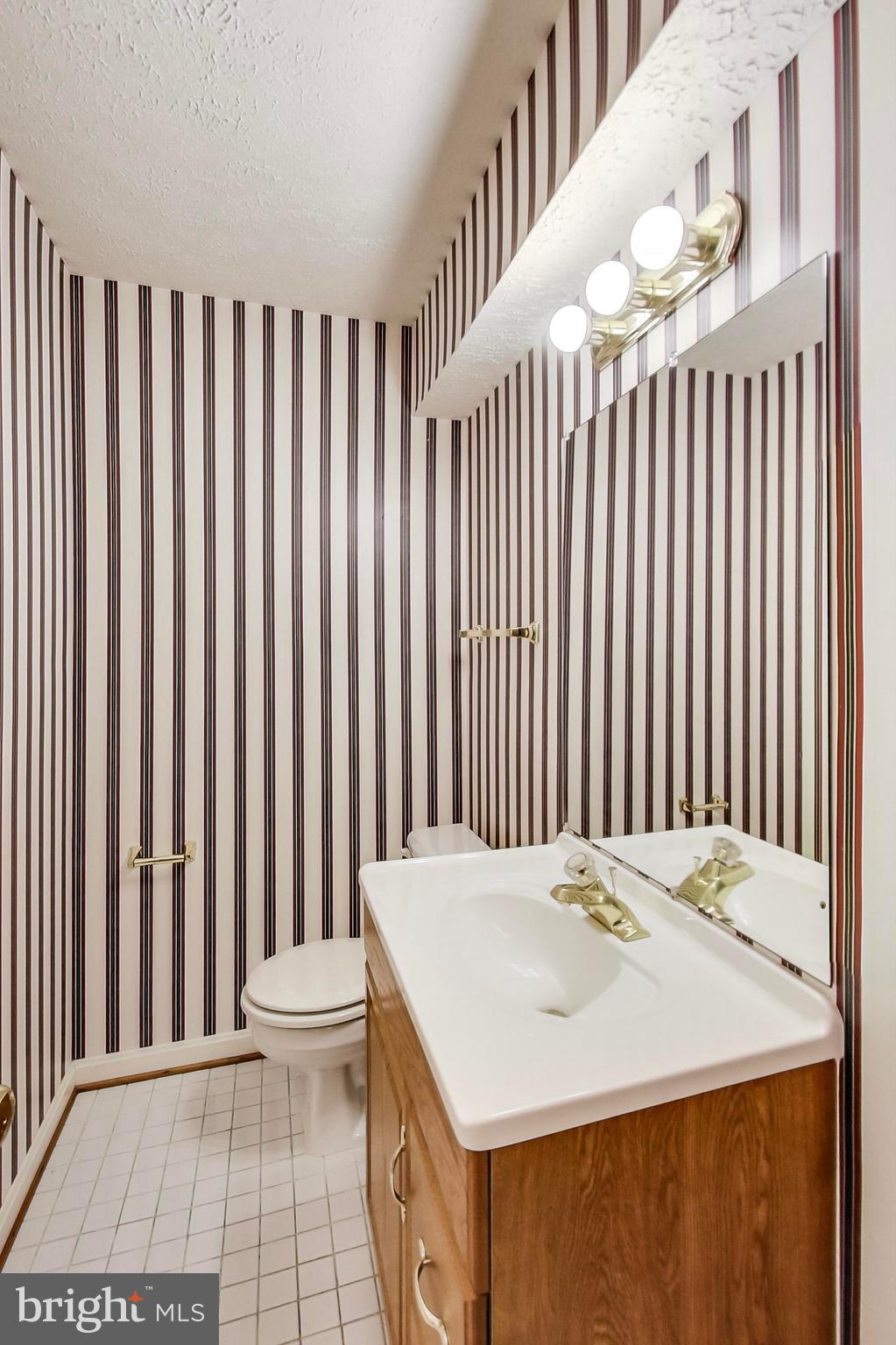 2439 Warm Spring Way Odenton, MD 21113 - Photo 27 of 52 Powder Room