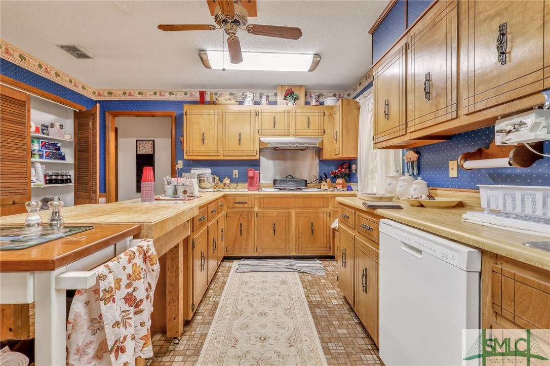 425 Patterson Road Baxley, GA 31513 - Photo 19 of 50