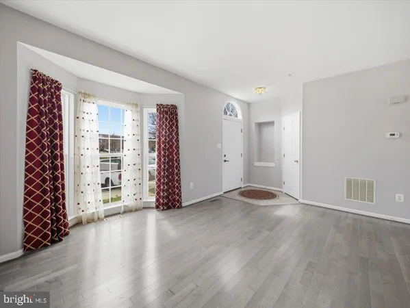 $425,000 | 5126 McLauren Lane, Frederick, MD 21703