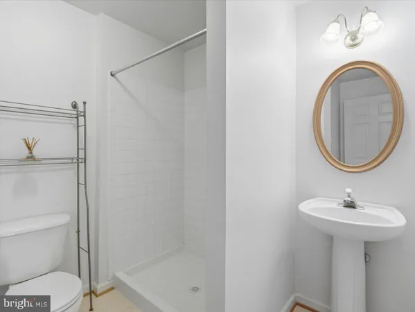 $425,000 | 5126 McLauren Lane, Frederick, MD 21703