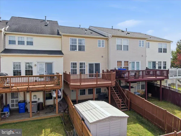 $425,000 | 5126 McLauren Lane, Frederick, MD 21703