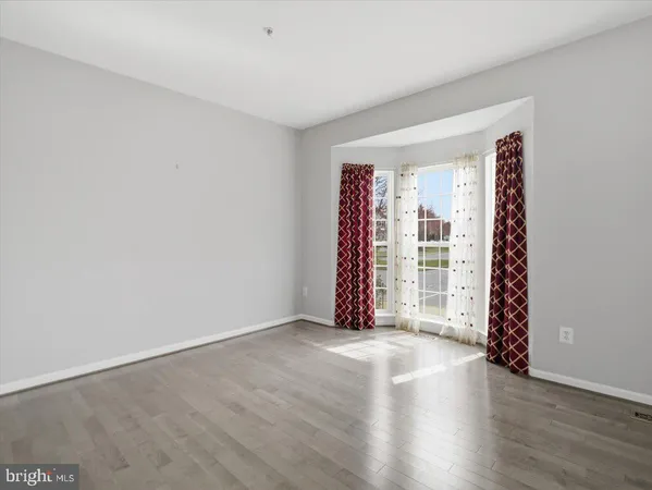 $425,000 | 5126 McLauren Lane, Frederick, MD 21703