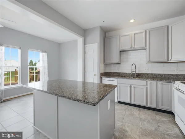 $425,000 | 5126 McLauren Lane, Frederick, MD 21703