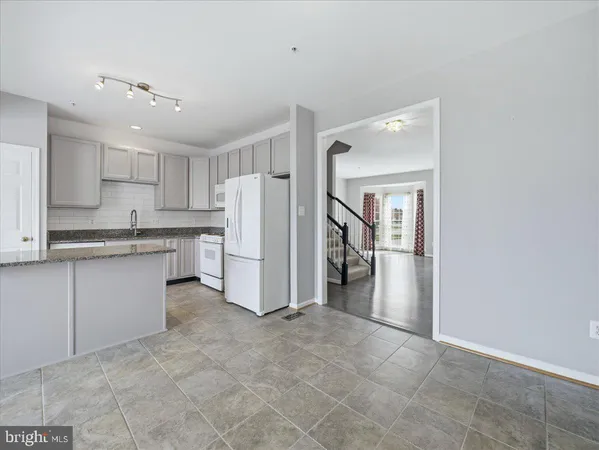 $425,000 | 5126 McLauren Lane, Frederick, MD 21703