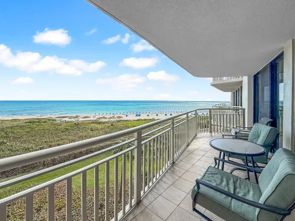 $5,000 | 3000 North Ocean Drive, Unit 6E, Singer Island, FL 33404