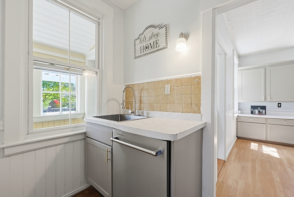 24 Main Street Upton, MA 01568 - Photo 6 of 40