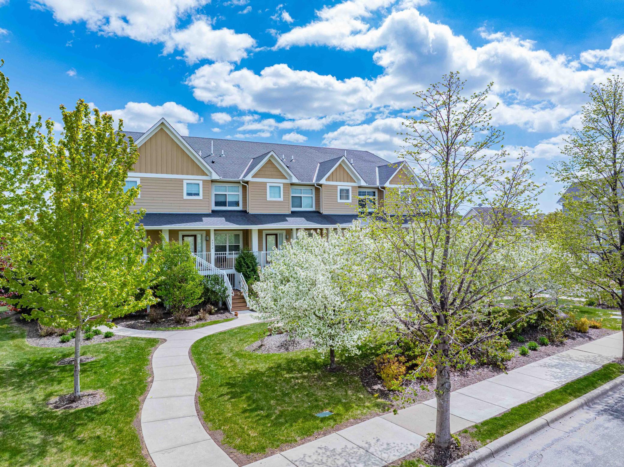 2952 Clover Ridge Drive Chaska, MN 55318 - Photo 1 of 49 Gallery Image 1