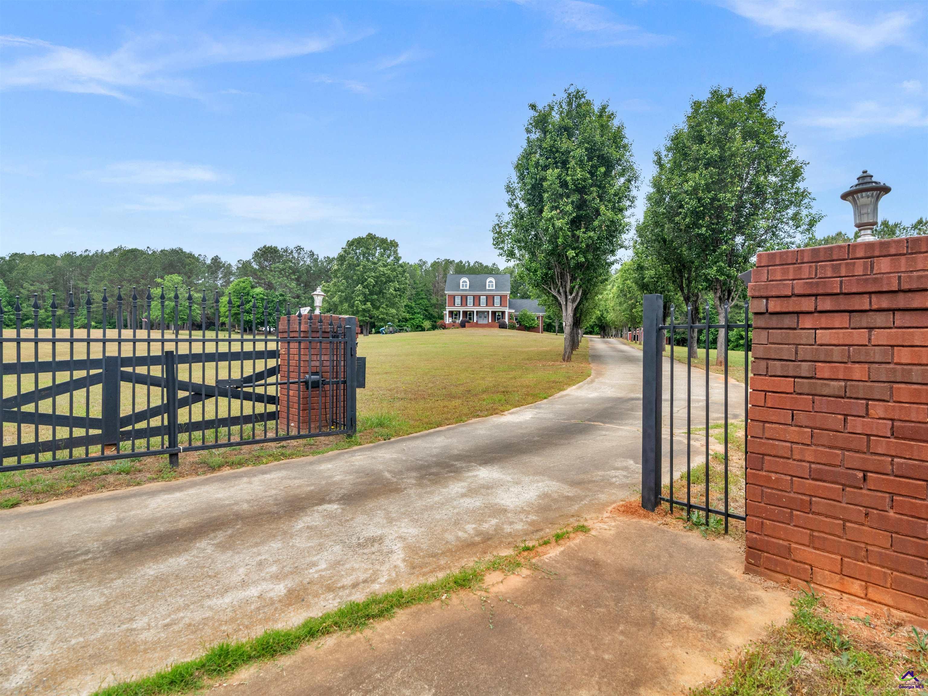 1359 Jenkins Road Forsyth, GA 31029 - Photo 2 of 55 Gallery Image 2