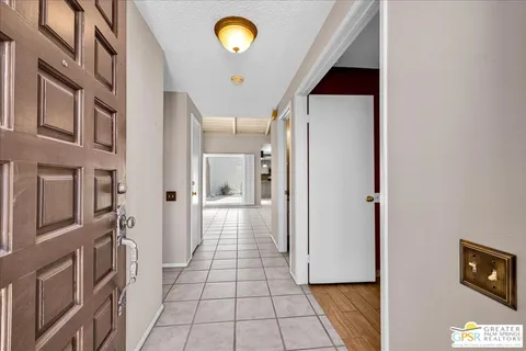 $410,000 | 2262 South Linden Way, Unit E, Palm Springs, CA 92264