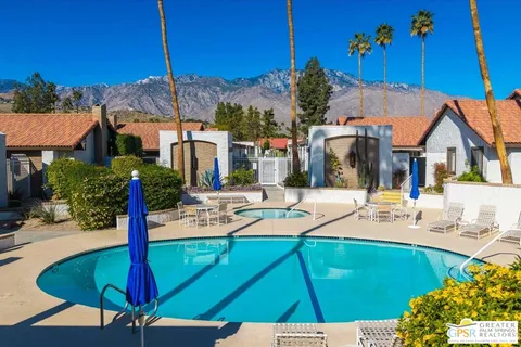 $410,000 | 2262 South Linden Way, Unit E, Palm Springs, CA 92264