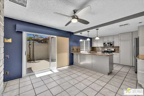 $410,000 | 2262 South Linden Way, Unit E, Palm Springs, CA 92264