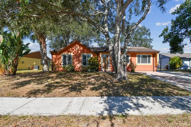 $369,000 | 648 Timber Bay Circle East, Oldsmar, FL 34677