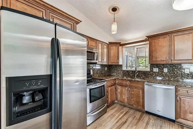 $369,000 | 648 Timber Bay Circle East, Oldsmar, FL 34677