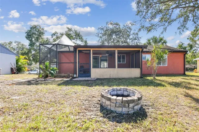 $369,000 | 648 Timber Bay Circle East, Oldsmar, FL 34677