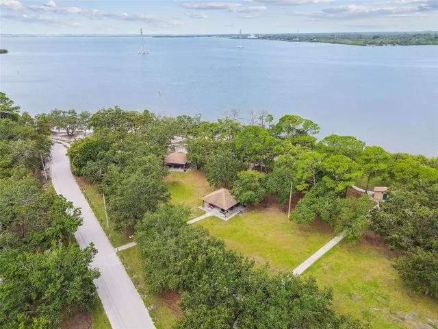 $369,000 | 648 Timber Bay Circle East, Oldsmar, FL 34677