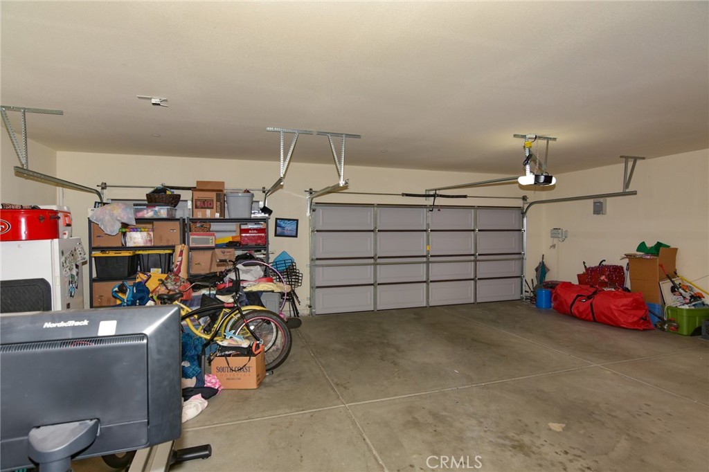 19520 Arcata Road Apple Valley, CA 92307 - Photo 38 of 53