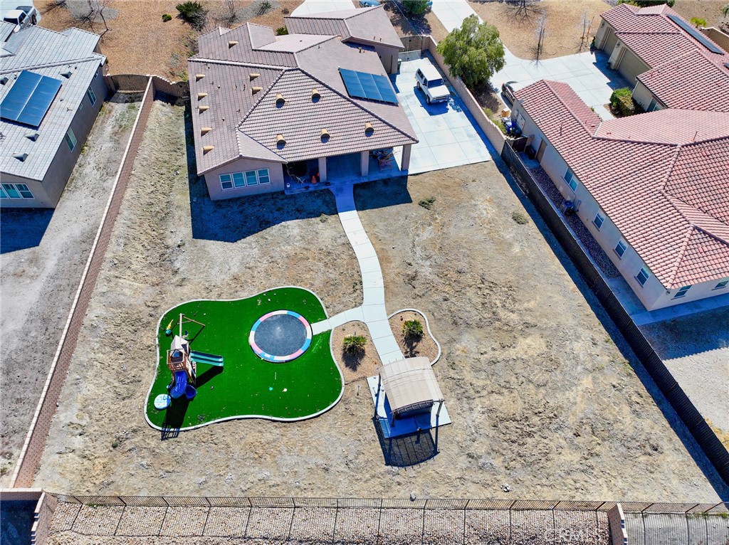19520 Arcata Road Apple Valley, CA 92307 - Photo 40 of 53 an aerial view of a house with a yard
