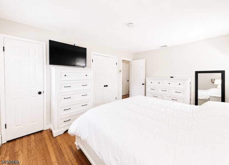 522 Dinah Road Landing, NJ 07850 - Photo 27 of 48 Gallery Image 27