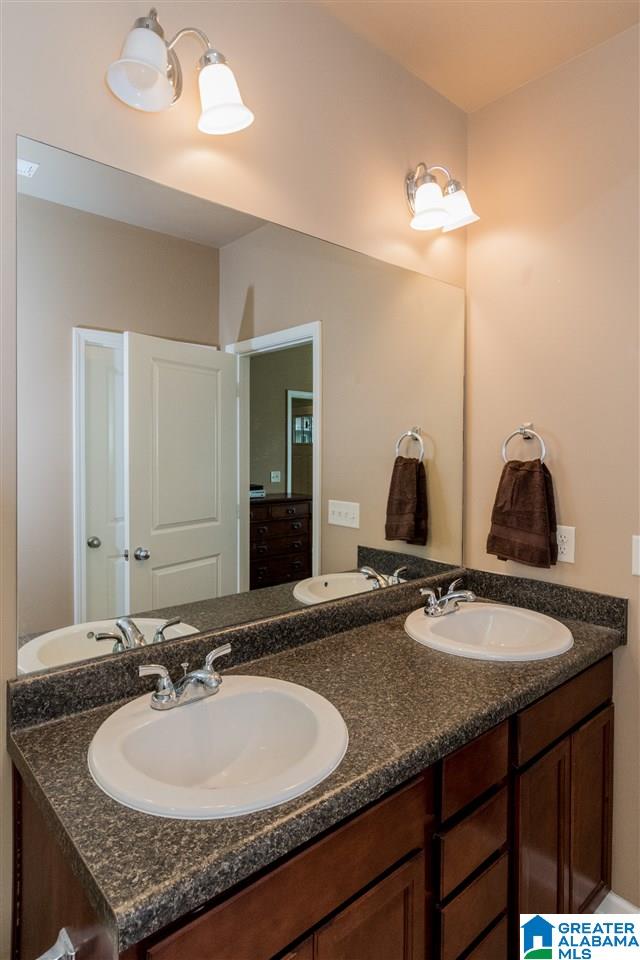 630 Enclave Lane Calera, AL 35040 - Photo 13 of 27