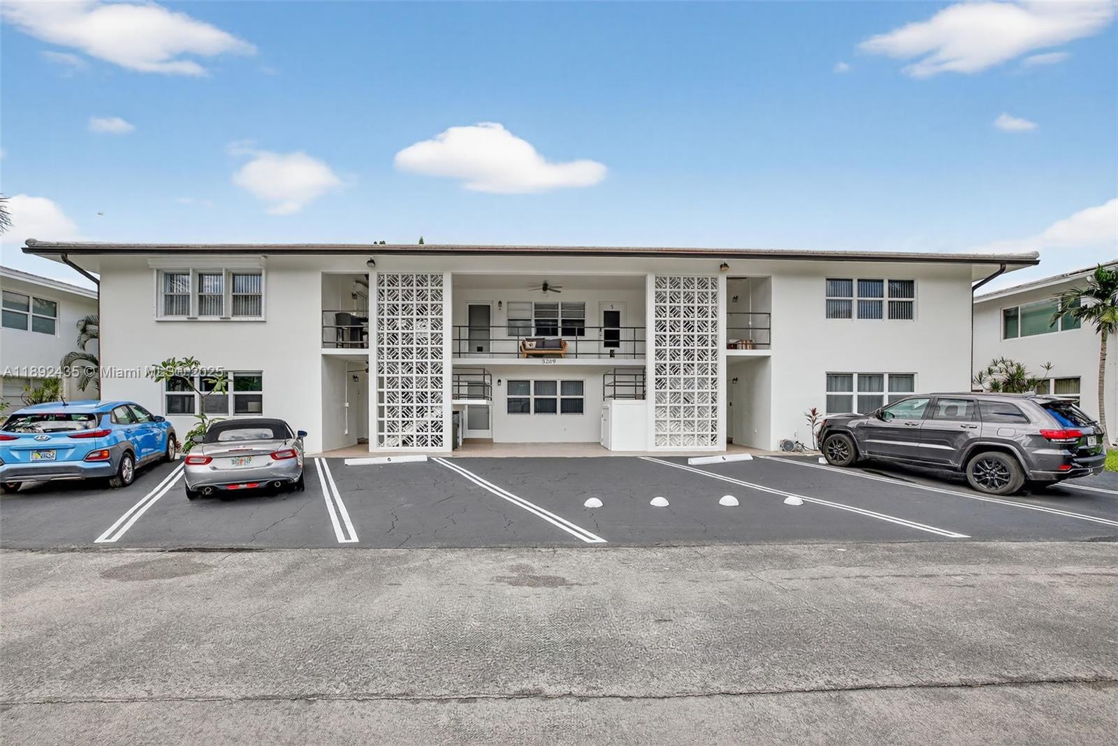 3209 Colony Club Road, Unit 1W Pompano Beach, FL 33062 - Photo 43 of 75