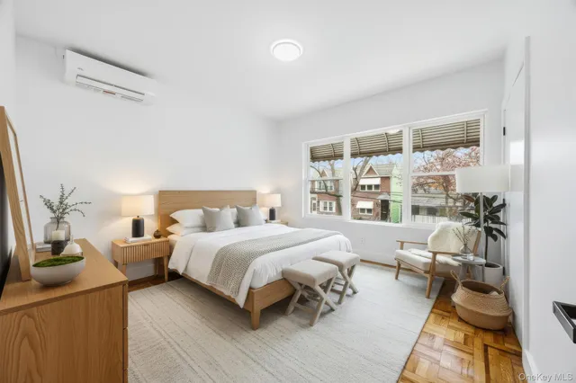 $779,000 | 4365 De Reimer Avenue | Wakefield