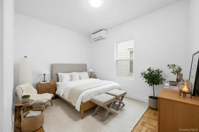 $779,000 | 4365 De Reimer Avenue | Wakefield