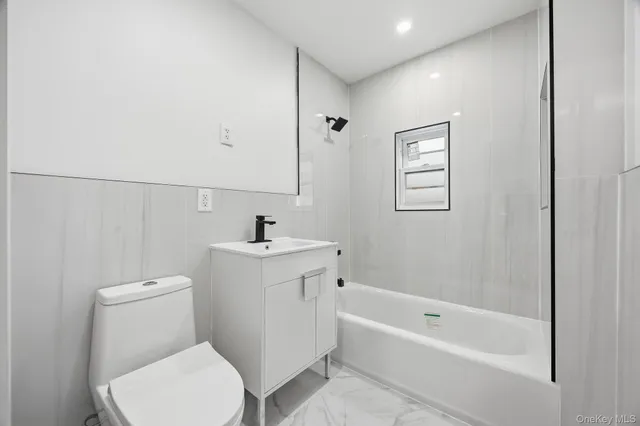 $779,000 | 4365 De Reimer Avenue | Wakefield